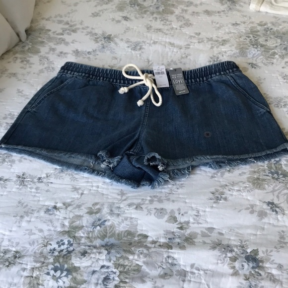 Aerie denim pull on shorts NWT size medium - Picture 1 of 3